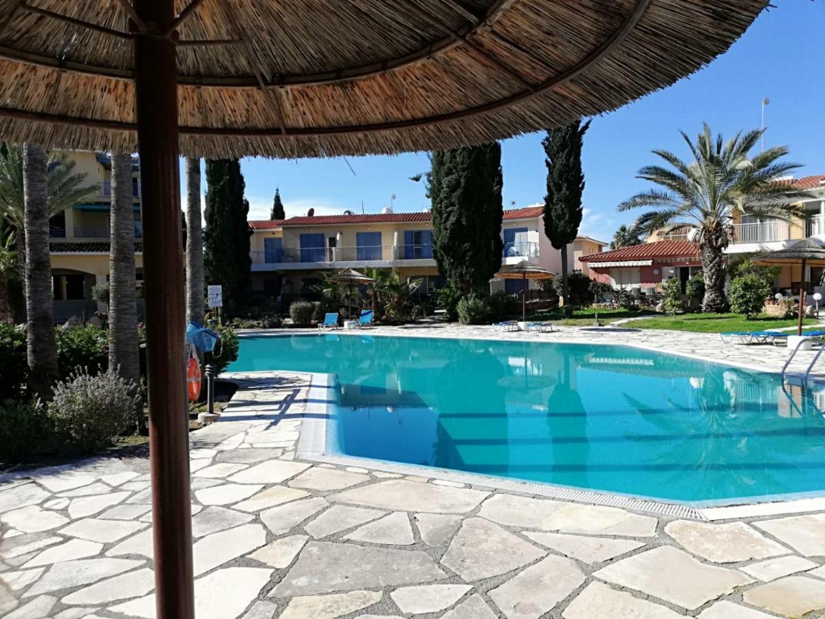 Family Paradise- Luxury Combined With Home Comfort Paphos Extérieur photo
