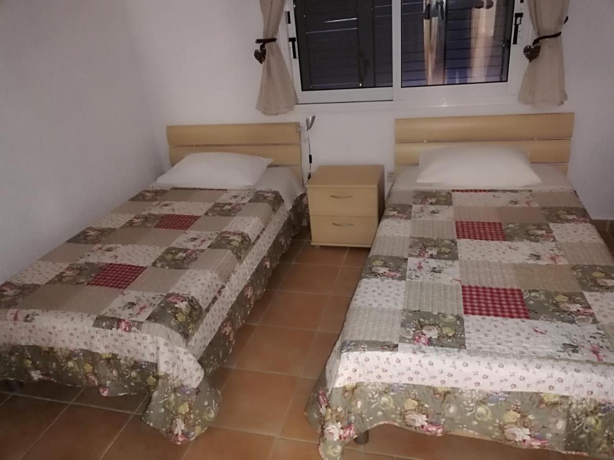 Family Paradise- Luxury Combined With Home Comfort Paphos Extérieur photo